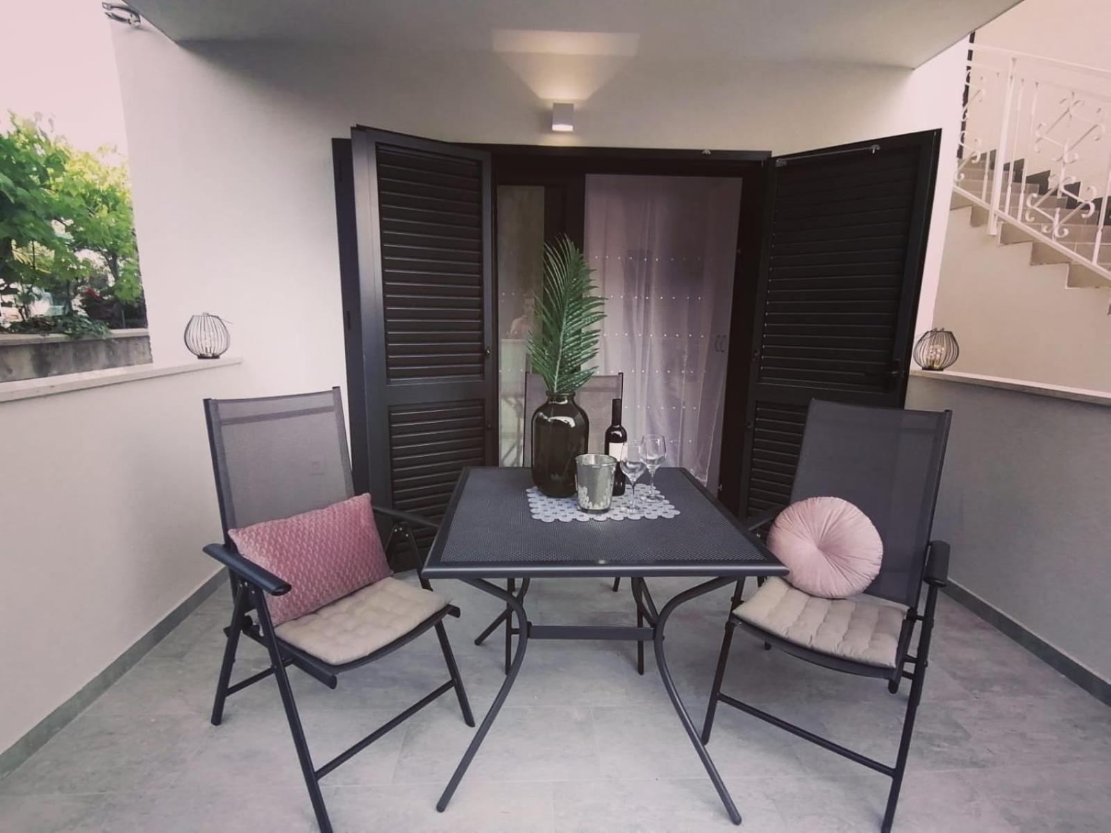 Apartmani Zoric Vodice Zimmer foto