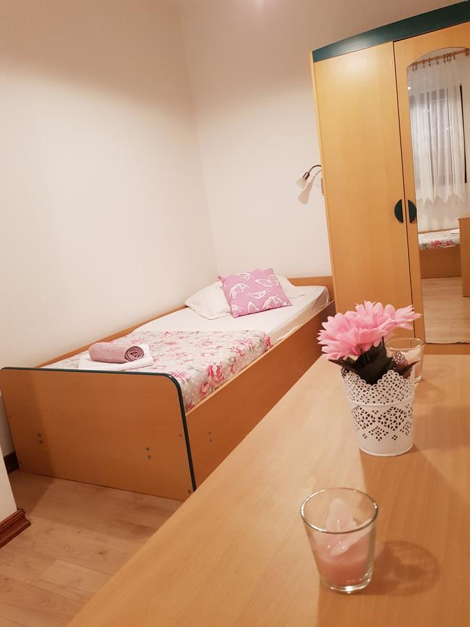 Apartmani Zoric Vodice Exterior foto