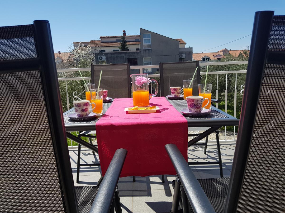 Apartmani Zoric Vodice Exterior foto