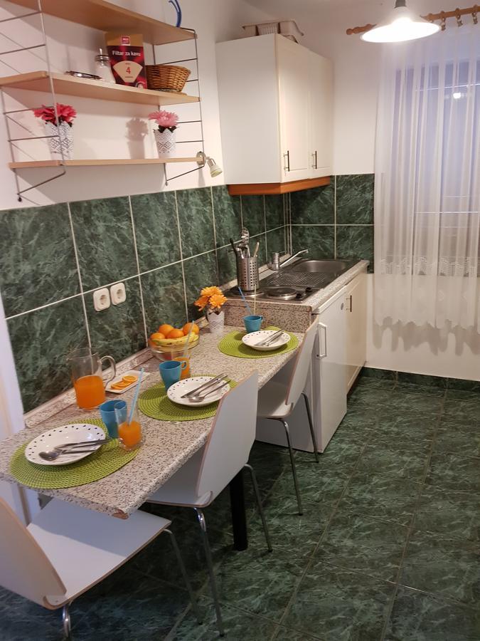 Apartmani Zoric Vodice Exterior foto